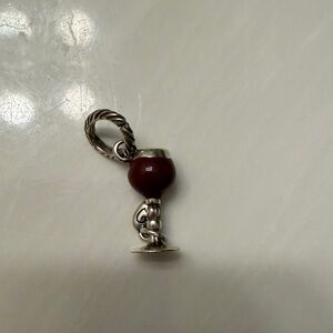 Brighton Red Wine Glass Charm